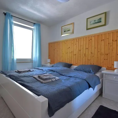 Appartement Pesja By Interhome